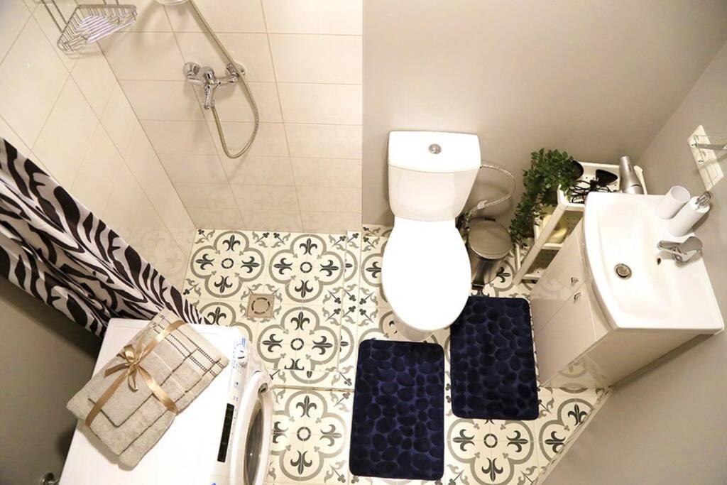 Bright Apartment,For 1-4,Near Old Town Vilnius Bagian luar foto