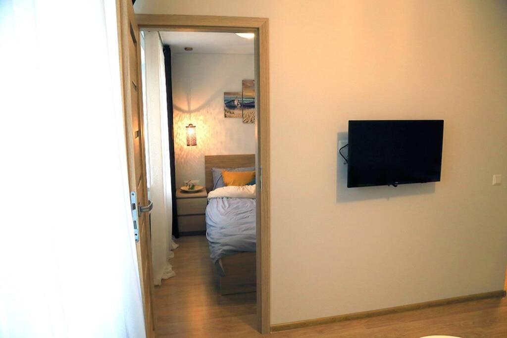 Bright Apartment,For 1-4,Near Old Town Vilnius Bagian luar foto